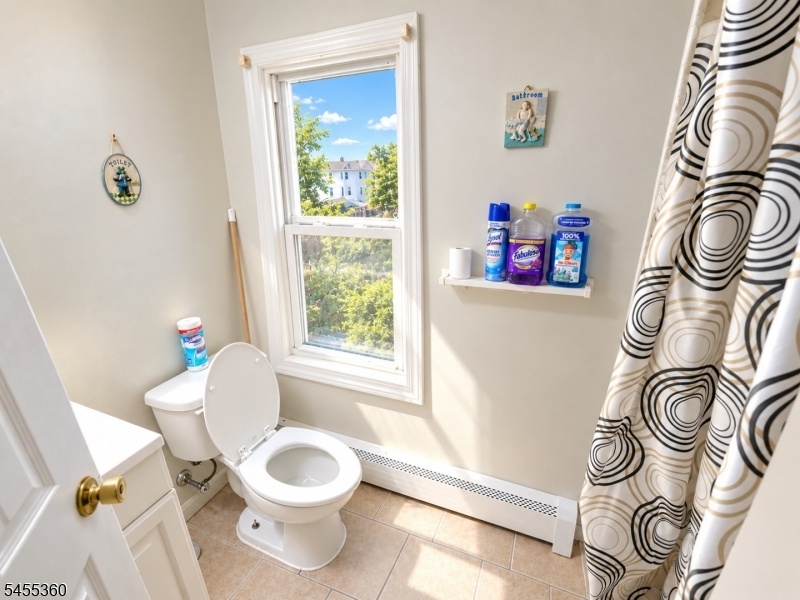 2nd bathroom