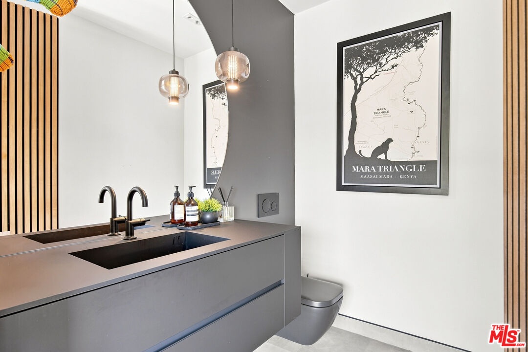 Powder Room