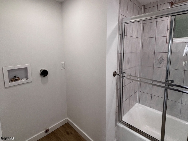 Bathroom/laundry