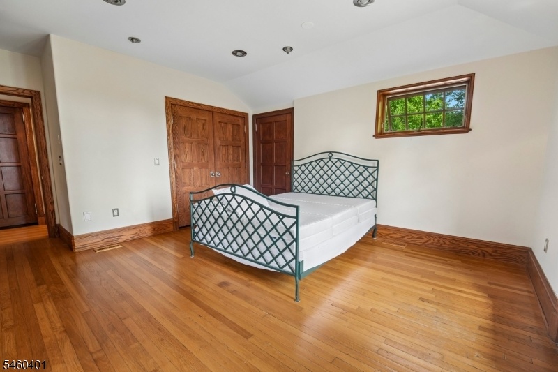 Spacious Bedroom