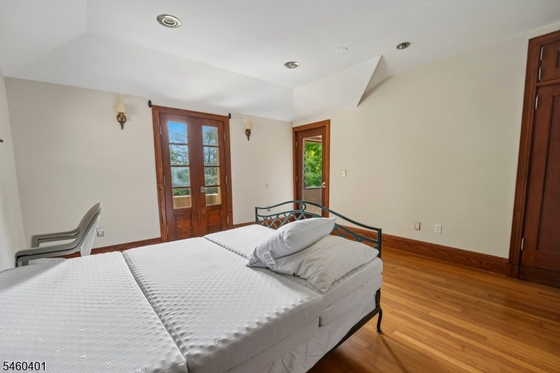Spacious Bedroom