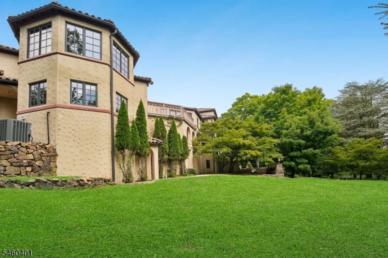 Spectacular Property