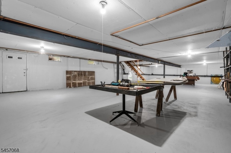 Full Basement