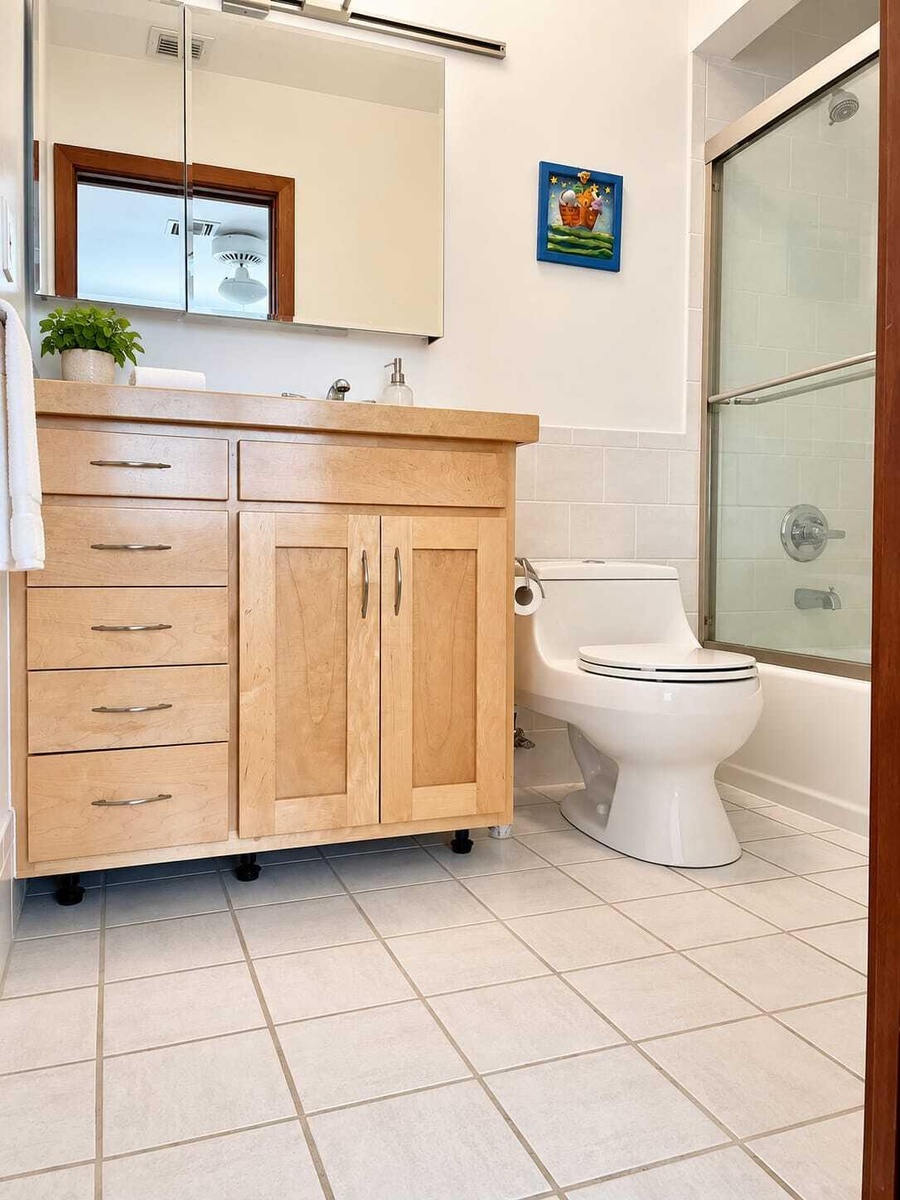 second bedroom bathroom ensuite