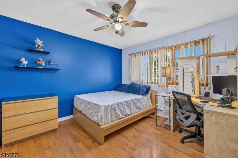 Bdrm 2 of 4