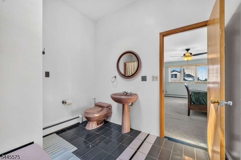 Primary BDrm bathroom