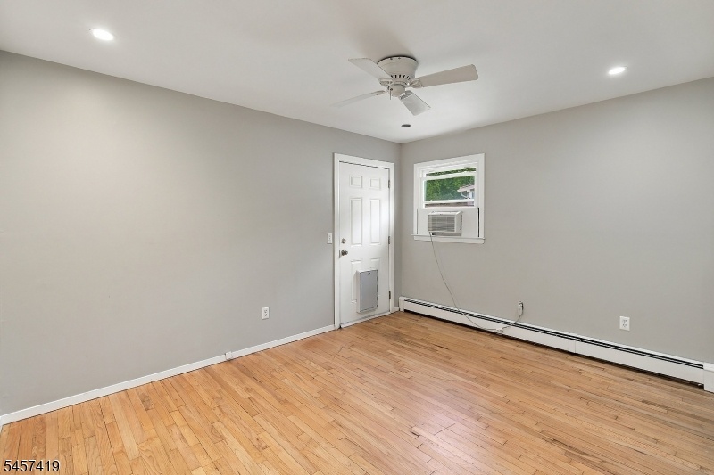 Bedroom 2A