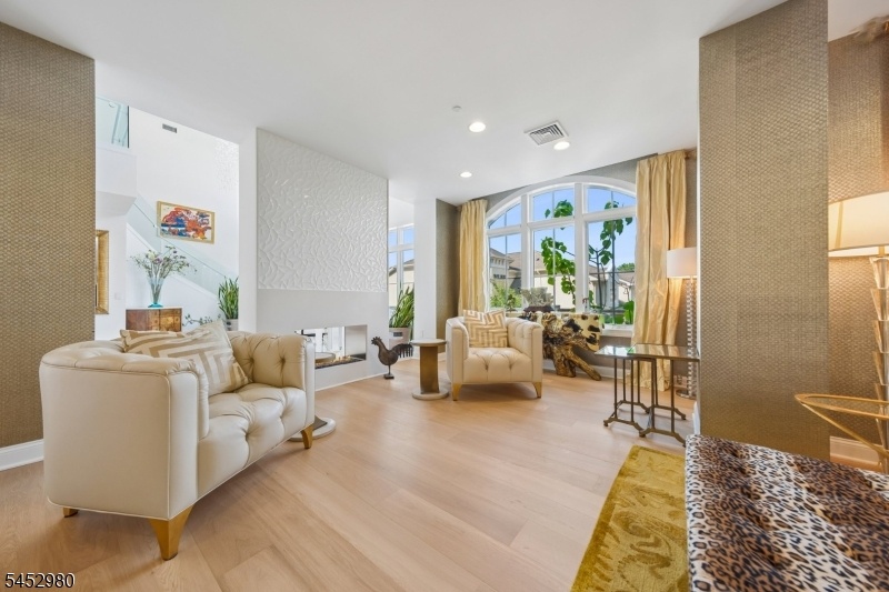 Incredible Living Room
