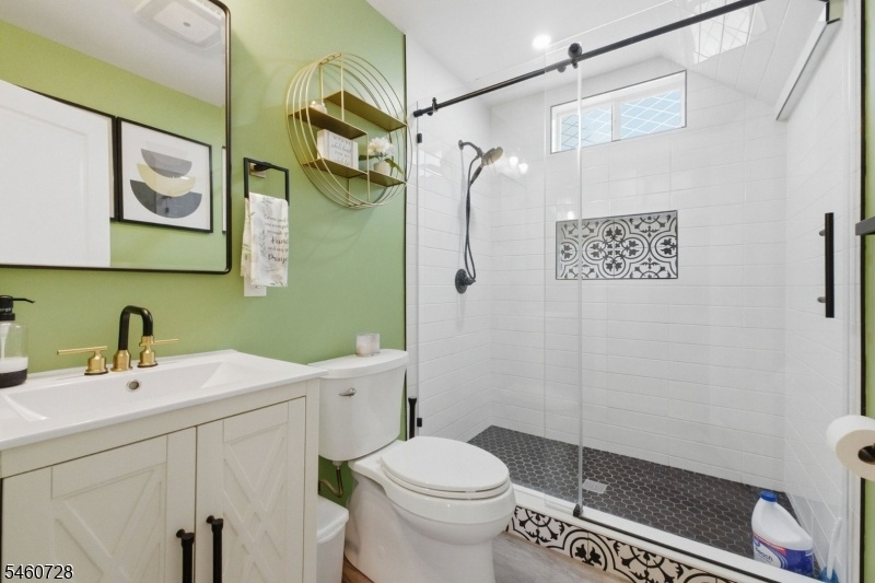 Full Bath