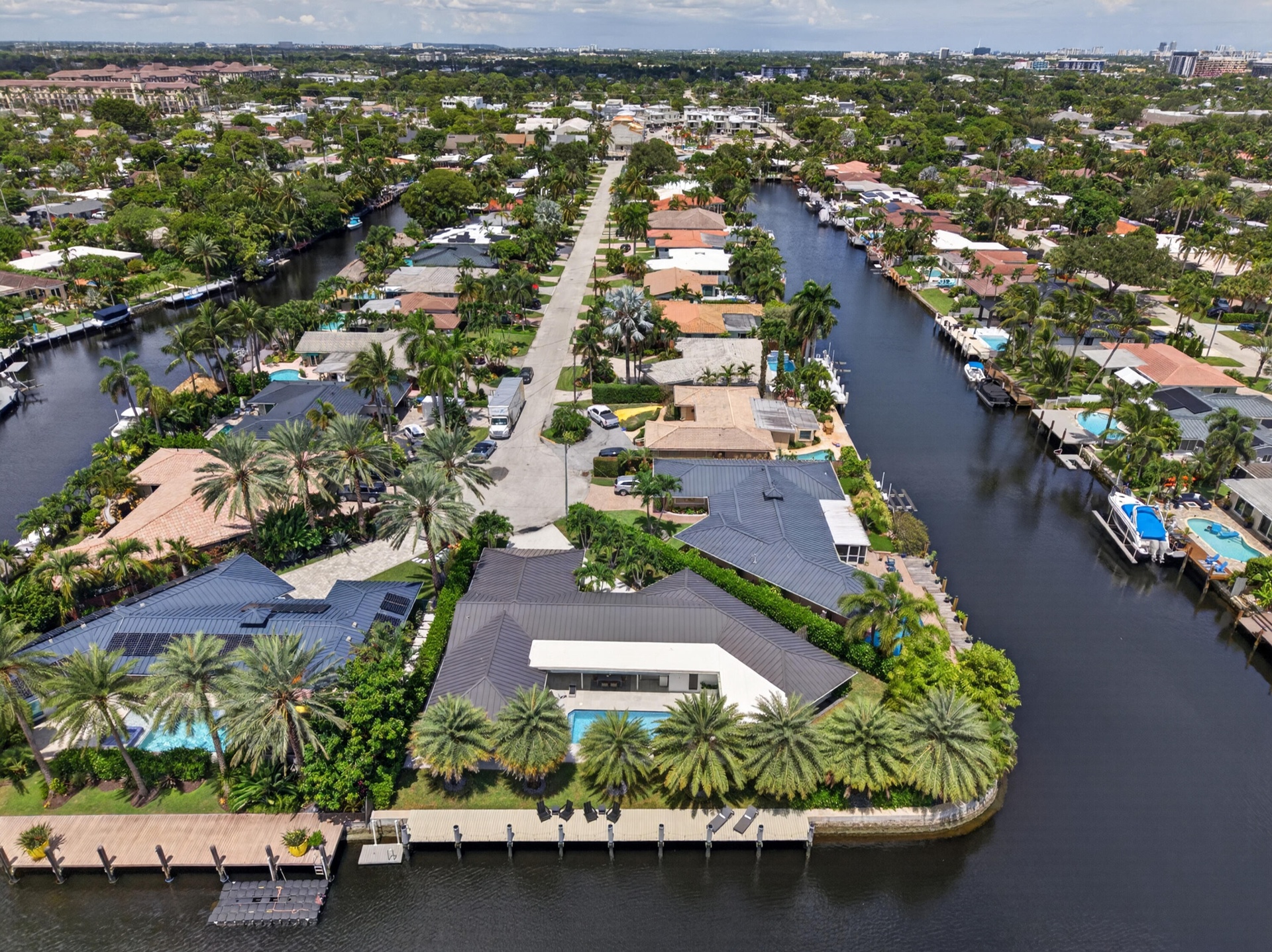 Aerial view of stunning point lot location