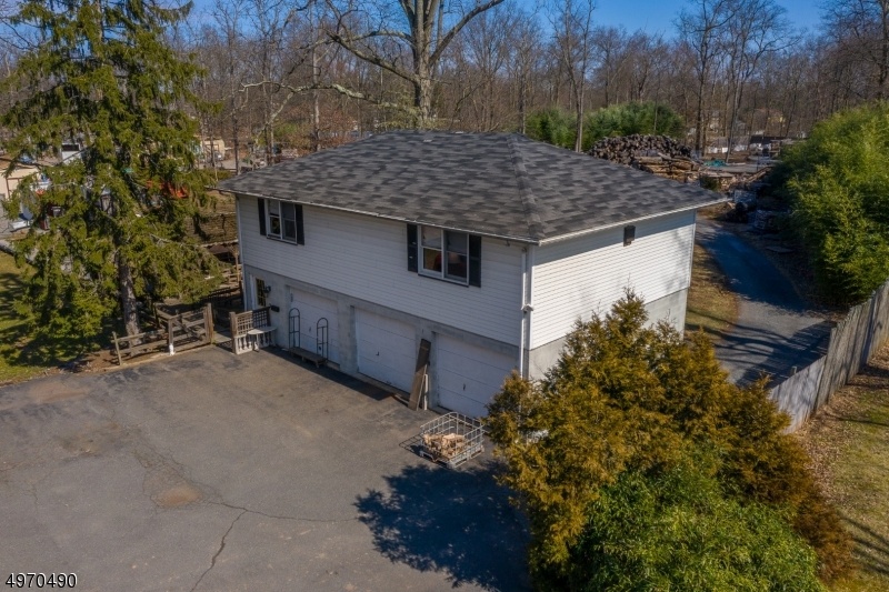 Apartment/Garage