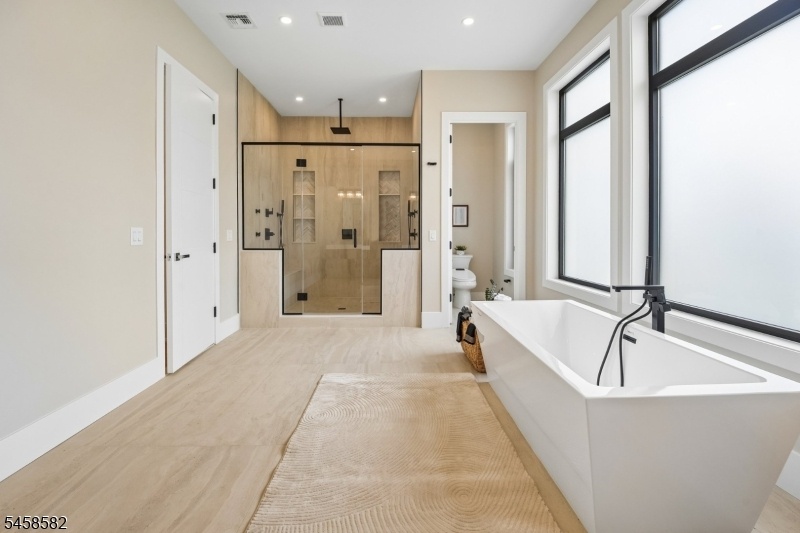 Spa-like Primary Bath