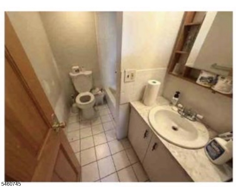 Basement- bathroom