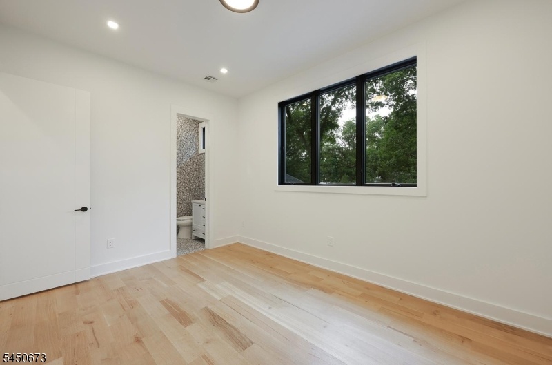2nd Bedroom Suite