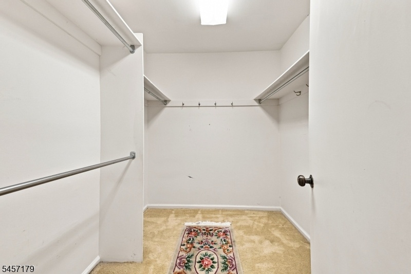 Walk-in closet