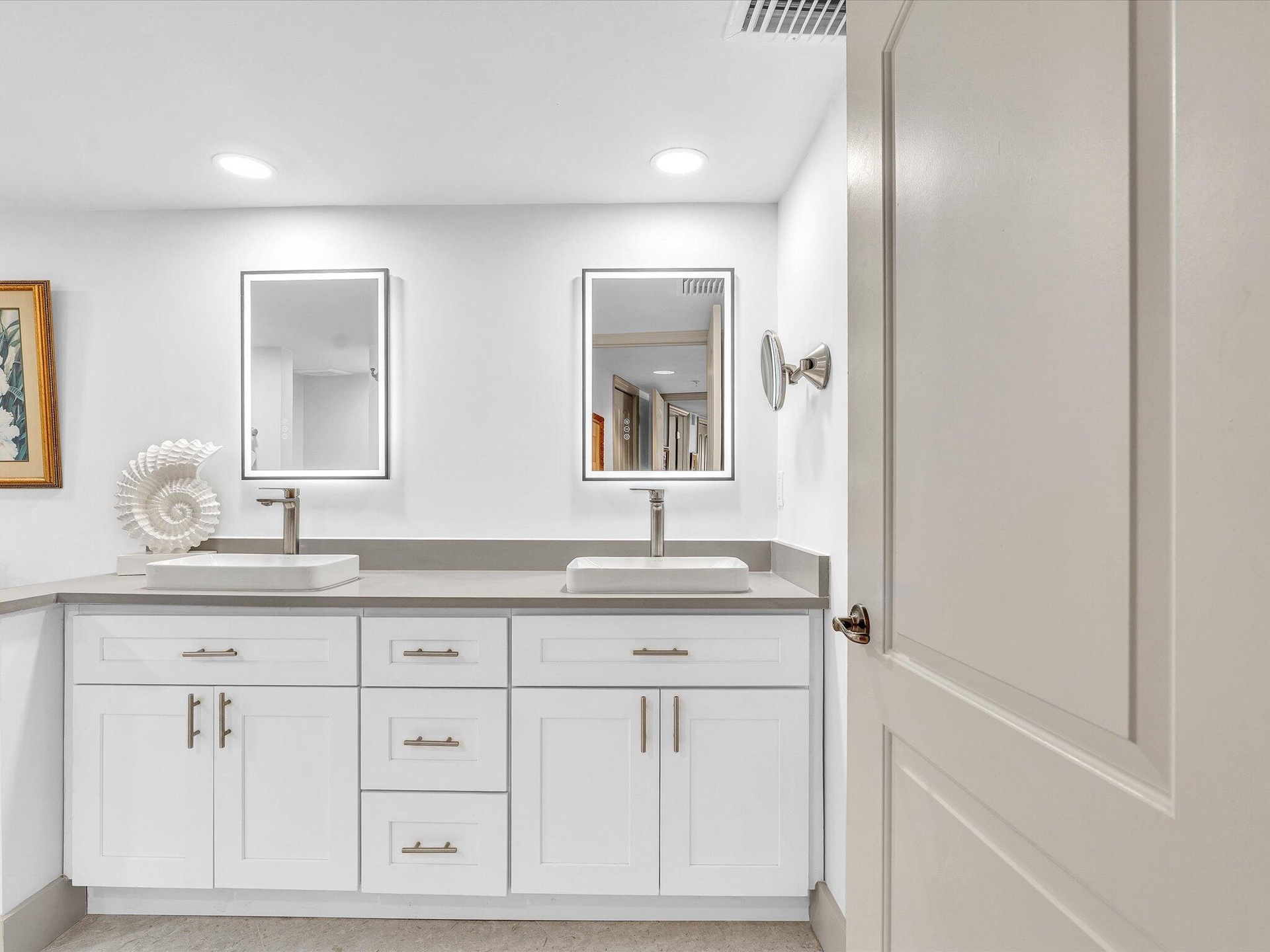 Modern Bath