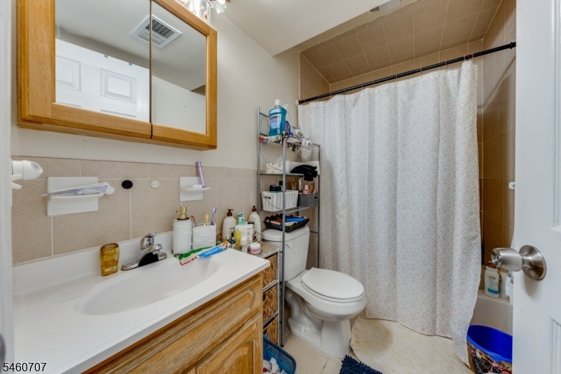 First Floor Bathroom