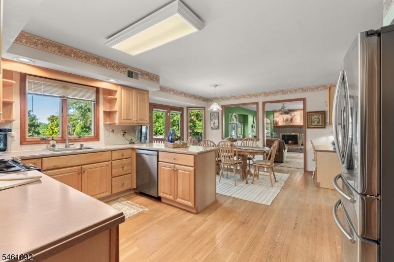 HARDWOOD FLOORS