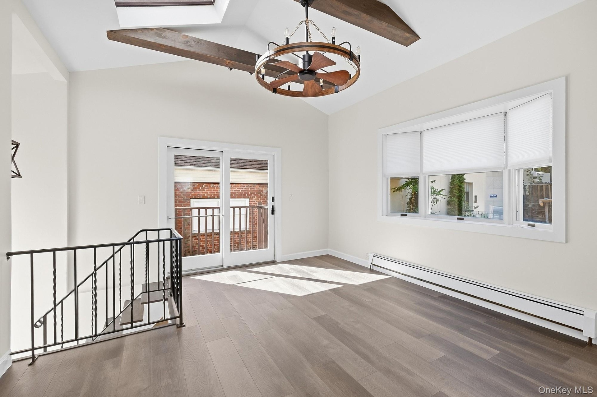 Living Area/Dining Area