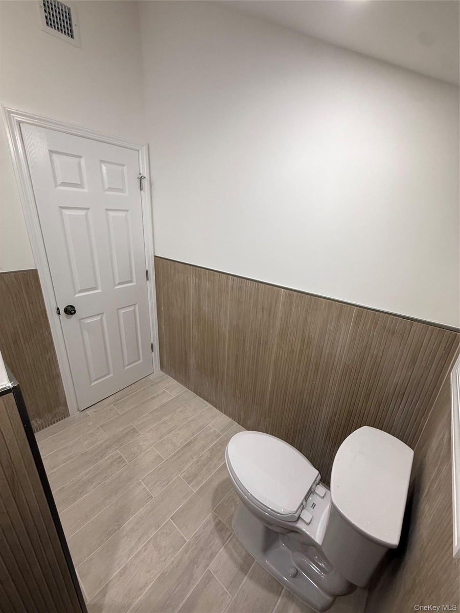 2nd Floor New Bathroom With Fluted Wall Tile.