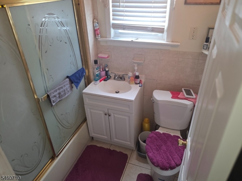 First fl. Bathroom