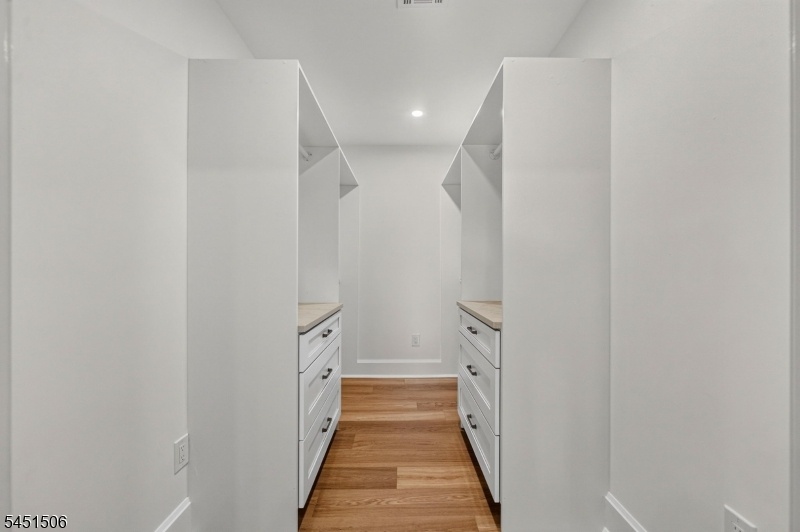 Walk In Closet