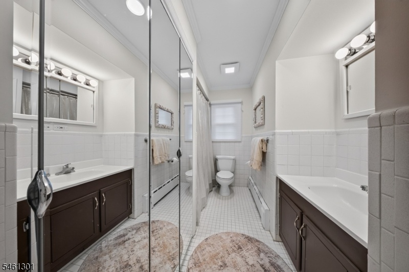 Main Full Bath