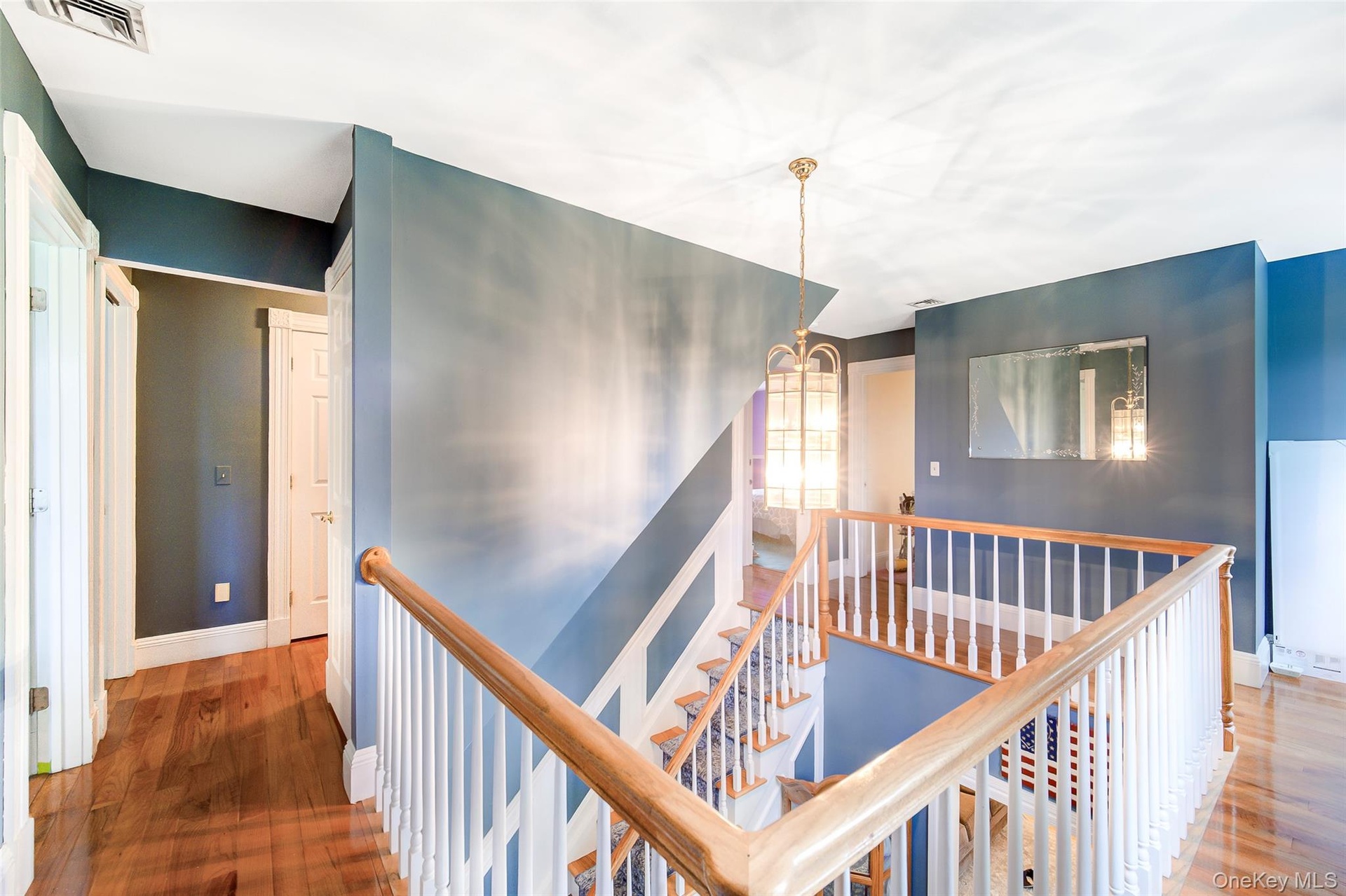 Open stairway/hallway to second floor
