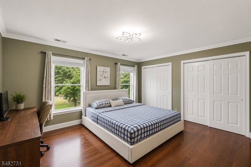 bedroom2