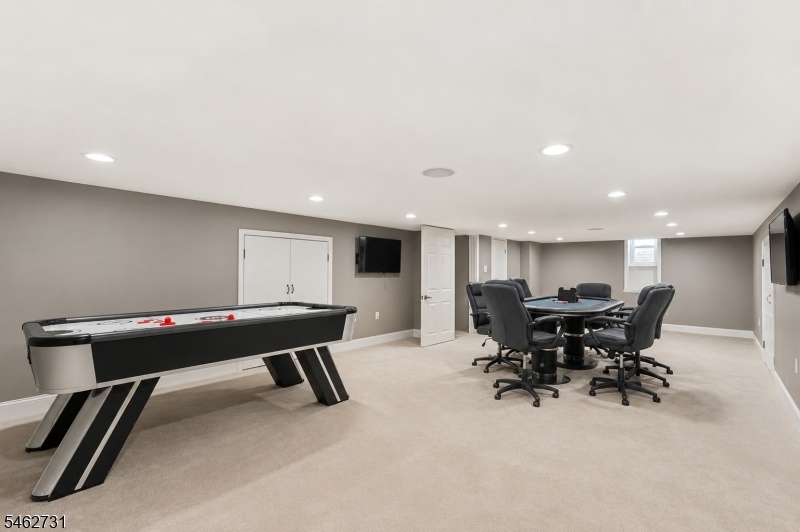 poker game room