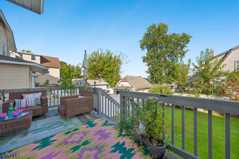 Spacious Rear Deck