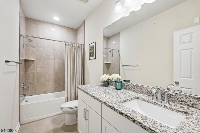 Full Bathroom Main
