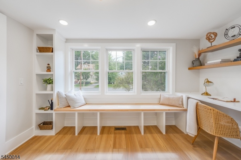 Mudroom / Office