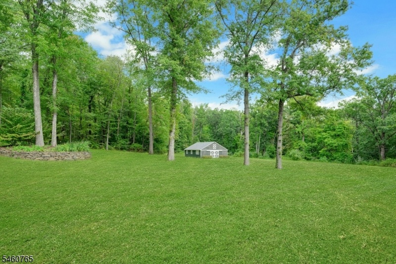Rolling Acreage