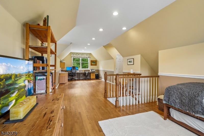 Bonus Room