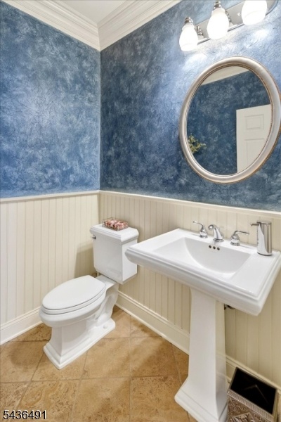 Powder room