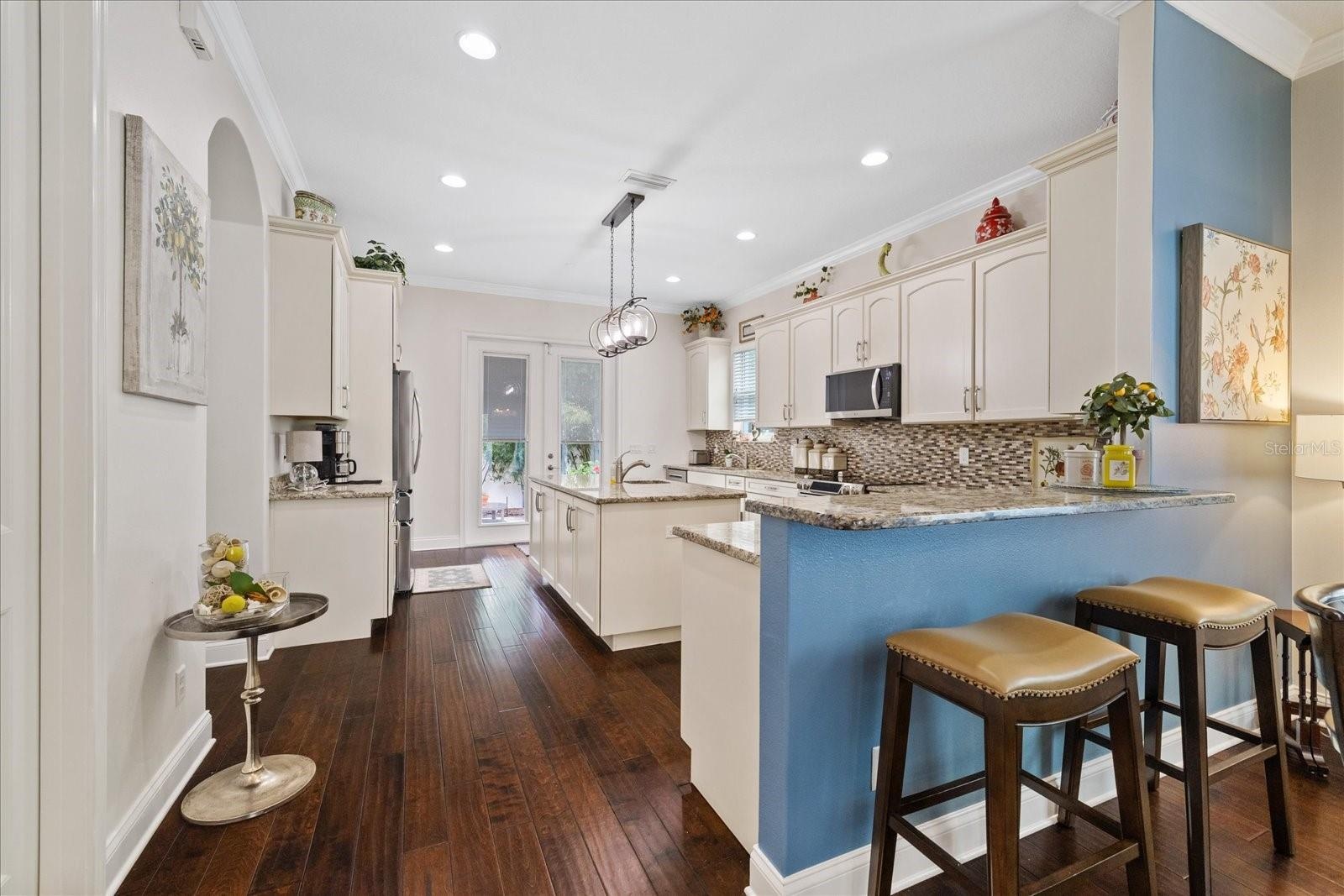 Kitchen Bar