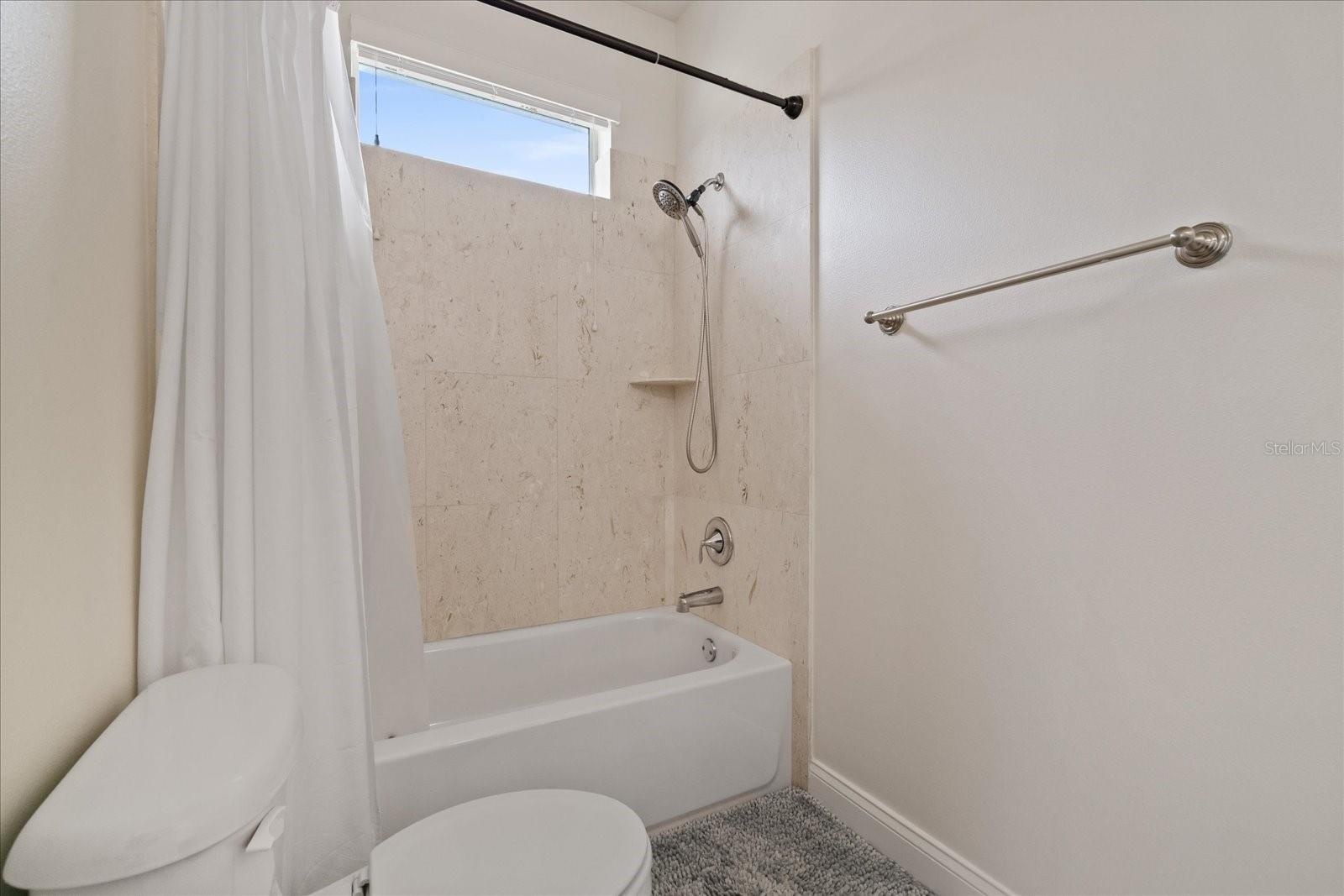 Bedroom 3 en-suite bathroom