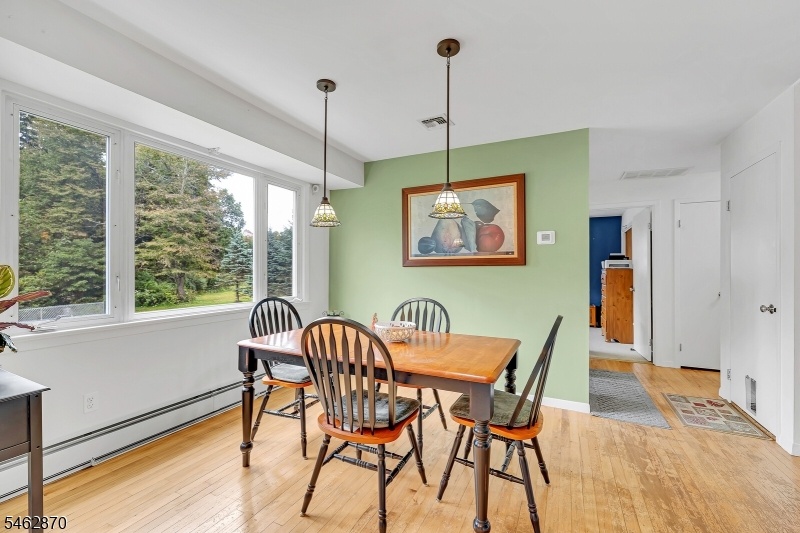 Breakfast Room