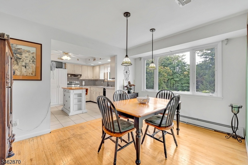 Breakfast Room