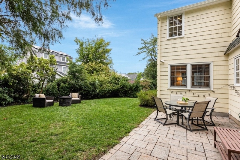 Patio / Outdoor Space