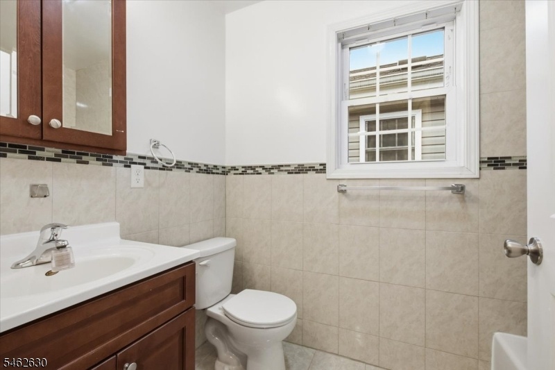 Unit 2 Primary Bath