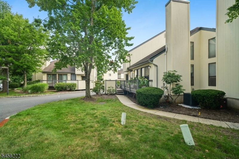 font side yard