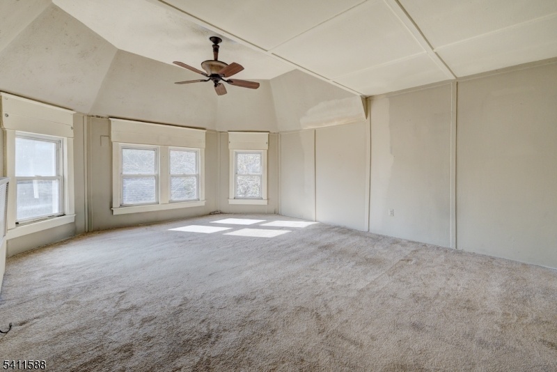 3rd Floor Apartment