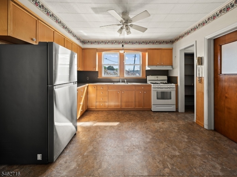unit 2 kitchen