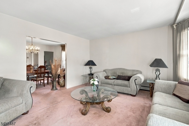 2nd Floor Living Room