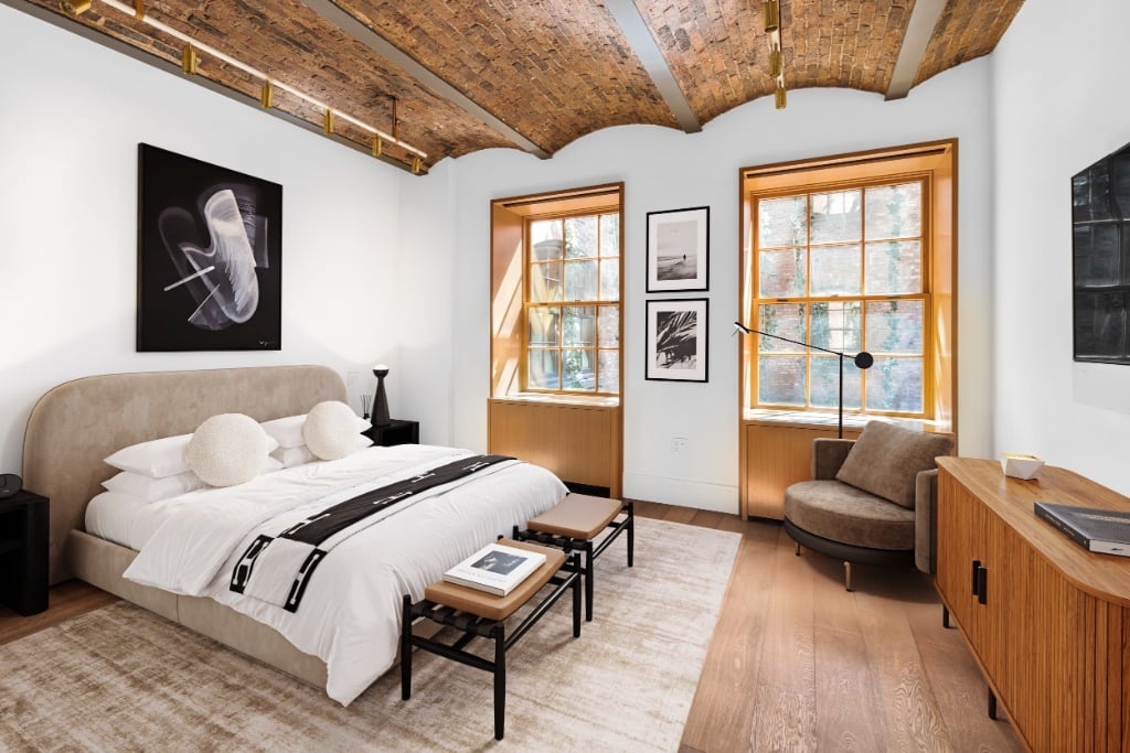 second bedroom