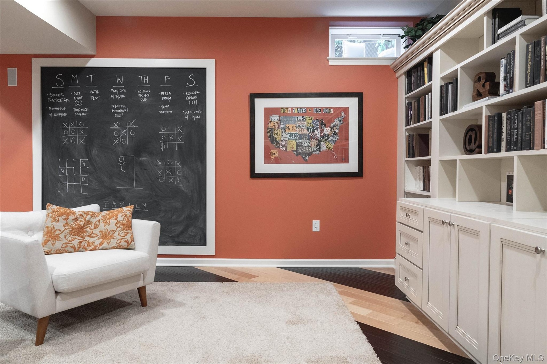 Finished basement with built-ins