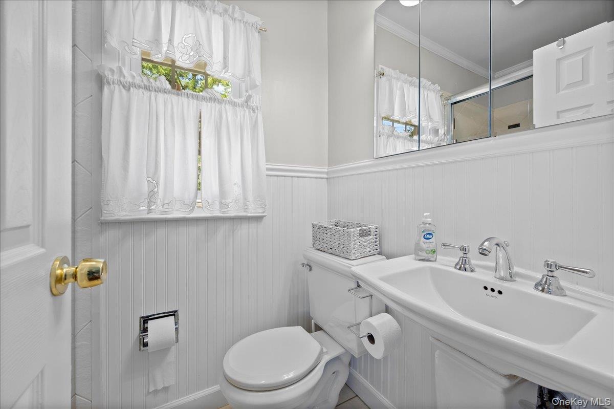 Primary bedroom bath