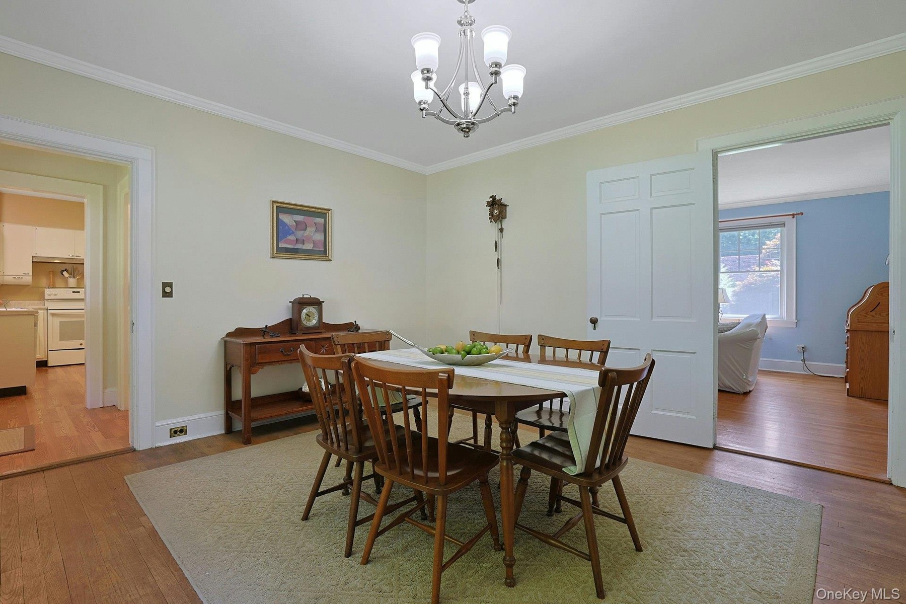 Formal dining room